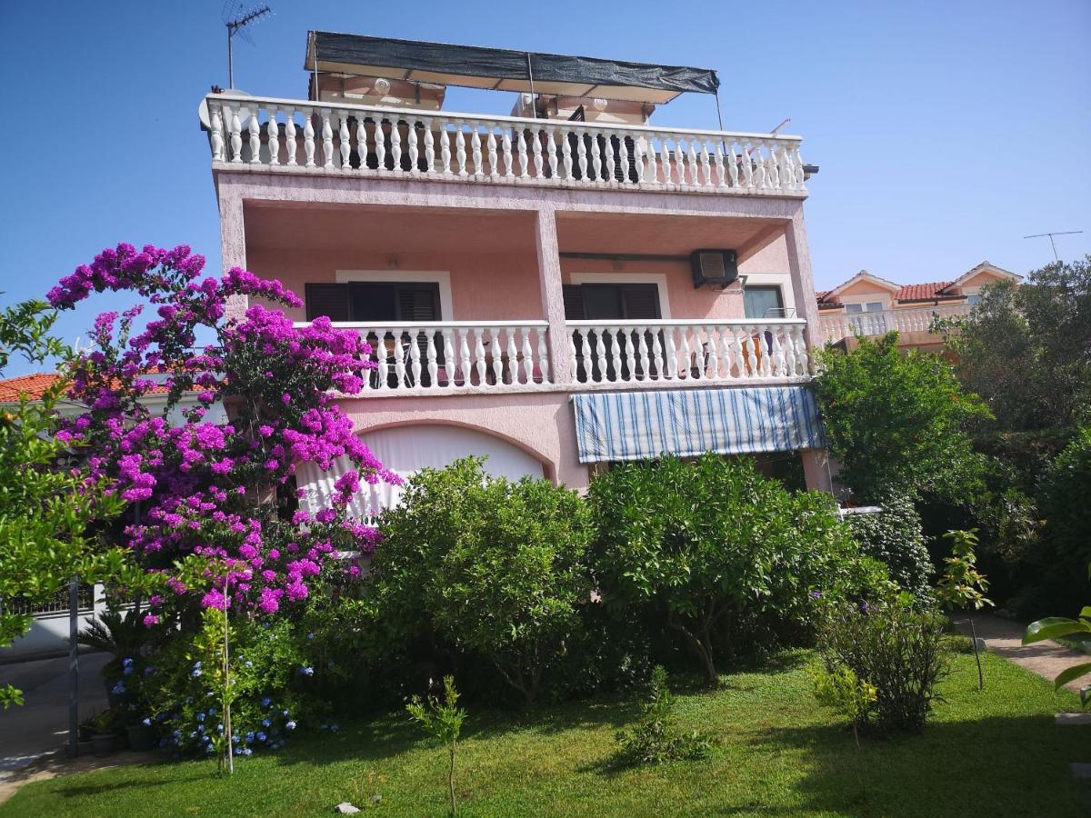 Apartments Daniela Vodice Exterior photo