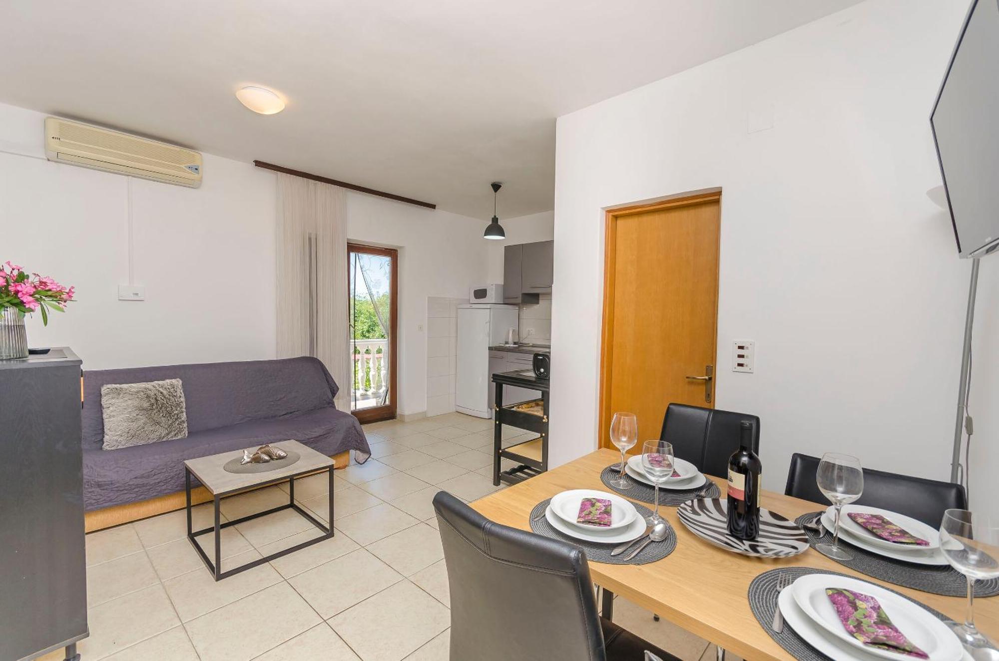 Apartments Daniela Vodice Exterior photo
