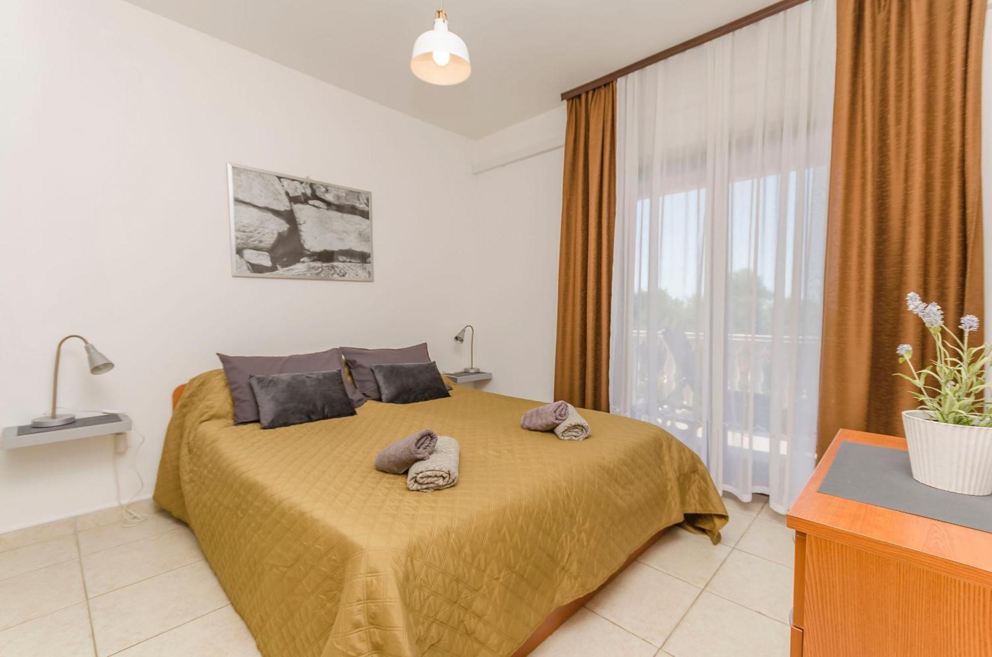 Apartments Daniela Vodice Exterior photo