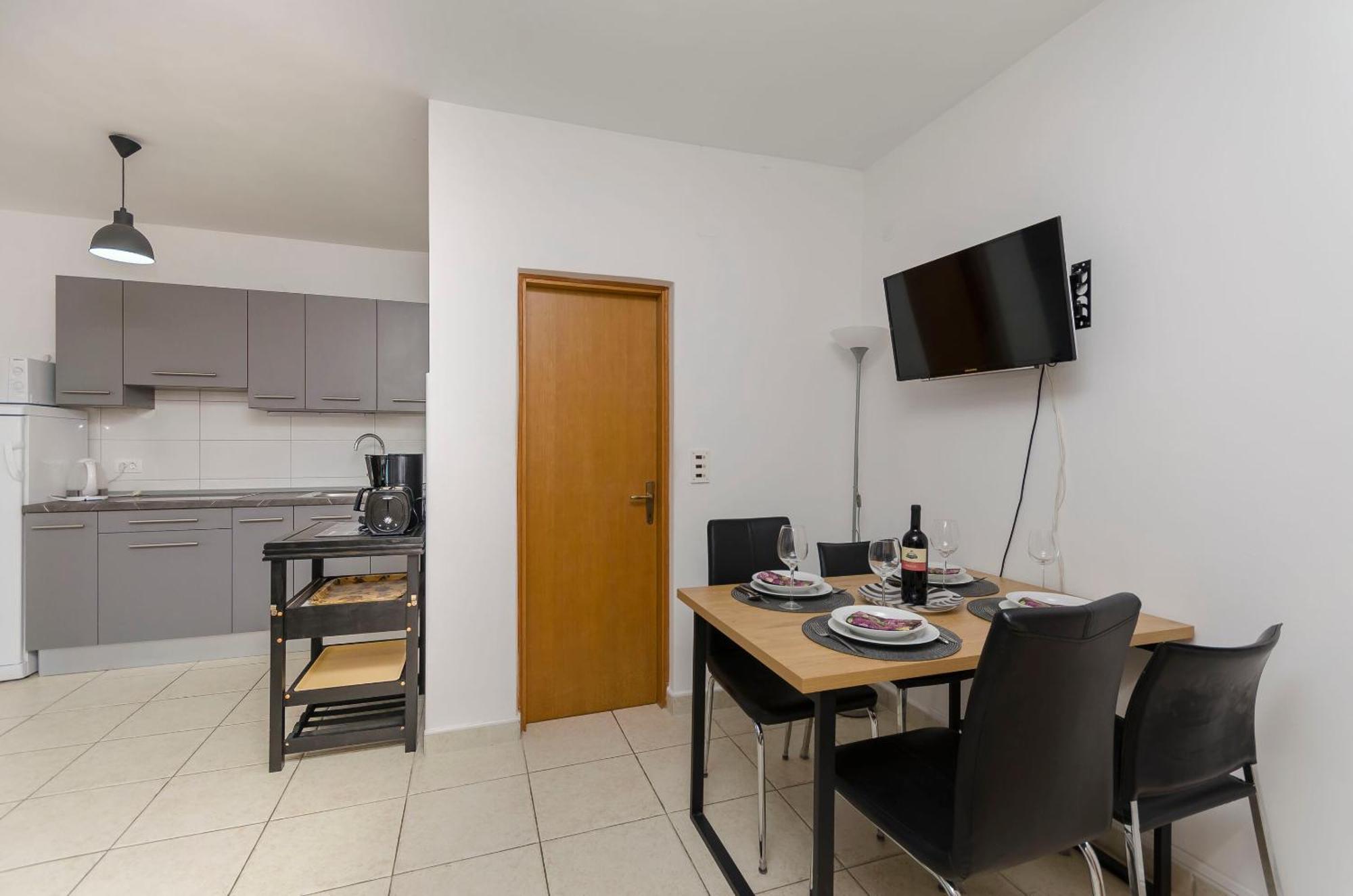 Apartments Daniela Vodice Exterior photo