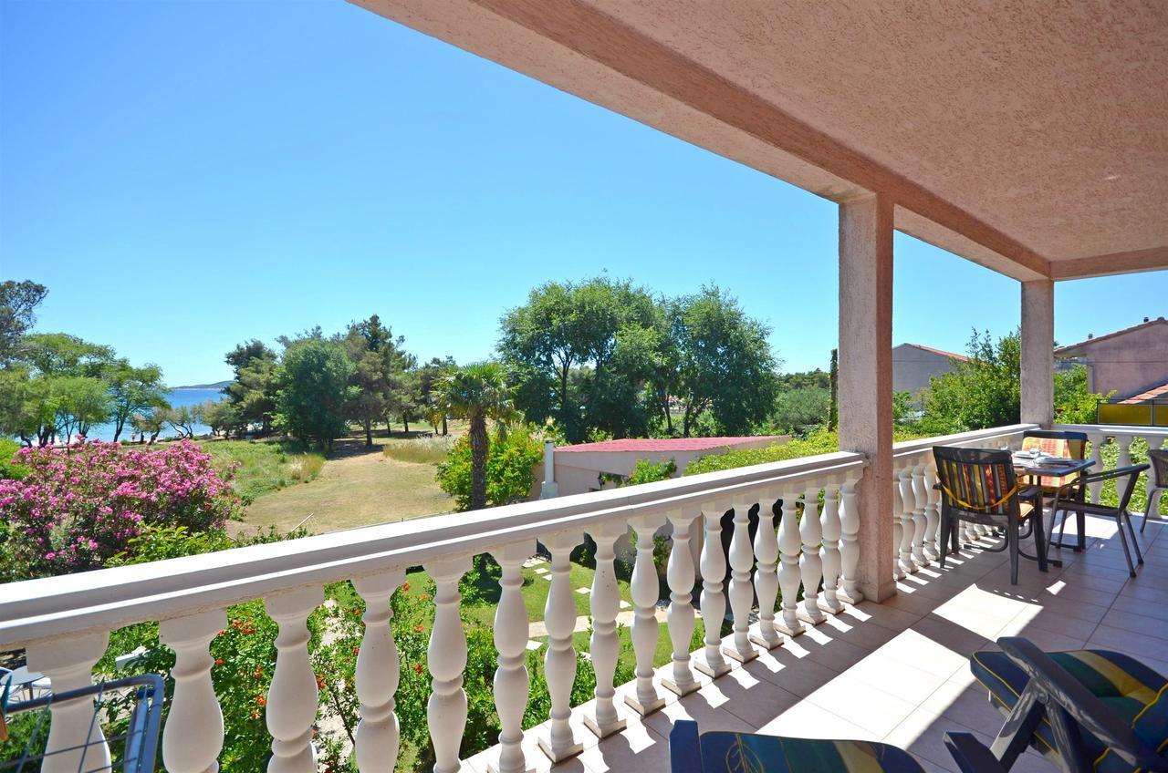 Apartments Daniela Vodice Exterior photo